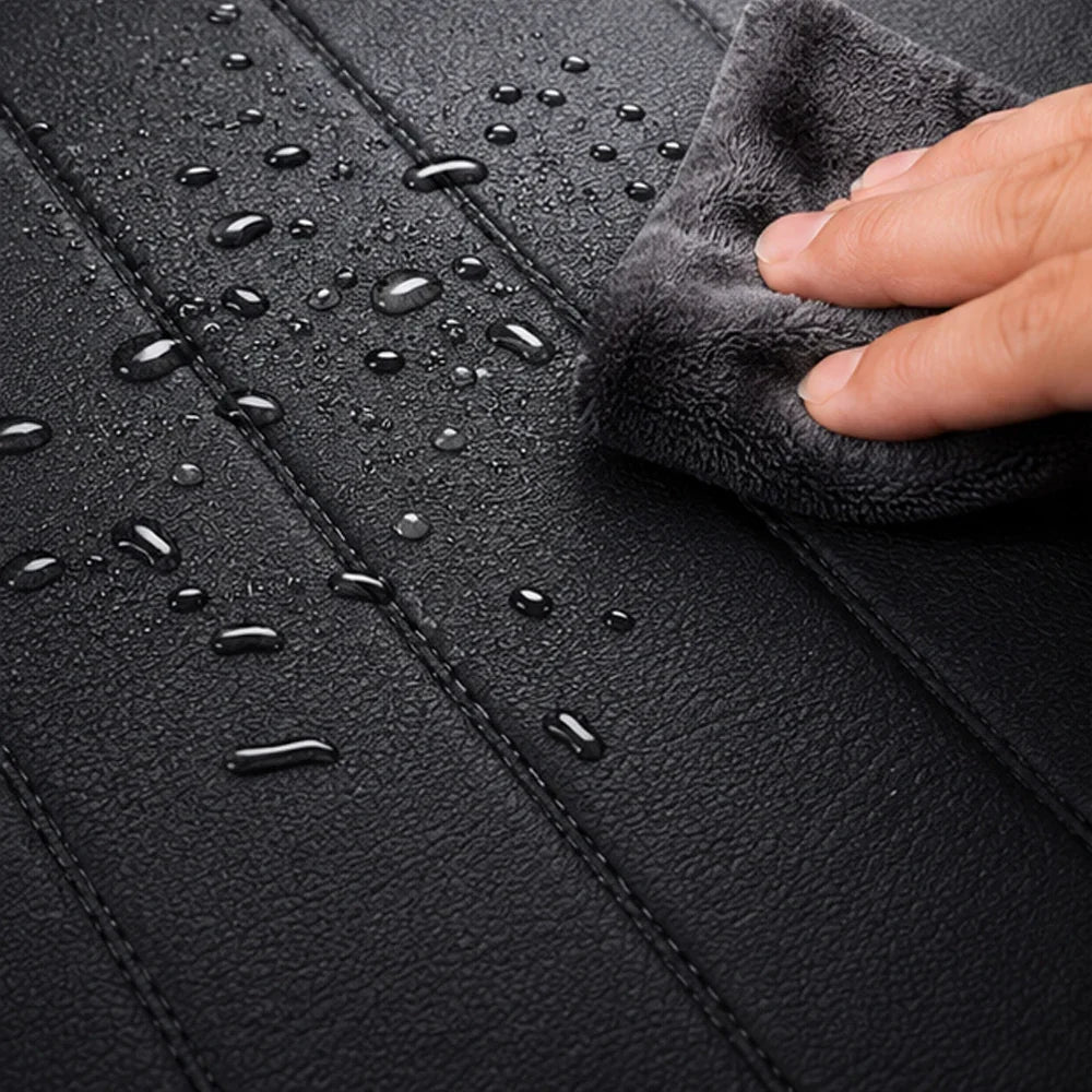 Kit Completo de Capas para Banco de Carro Protecar em Couro Legítimo Universal 5 Lugares Com Airbag + Tapetes e Capa de Volante